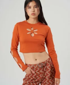 The Ragged Priest WOMEN'S Milk It Burner Tee