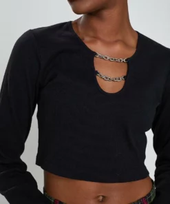 The Ragged Priest Enigma Top