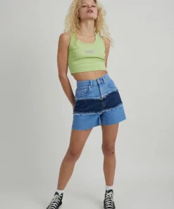 The Ragged Priest WOMEN'S Infringement Short - Blue