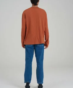 The Ragged Priest MEN'S Kickers Classics Rust Tee