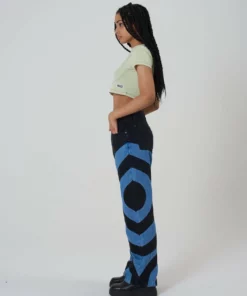 The Ragged Priest Sync Jean